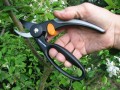 FISKARS Bypass-Gartenschere  Elegance 